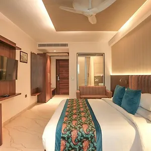 Hotel The Infinity Near Delhi Airport, New Delhi