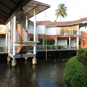 Royal Grove Kumarakom